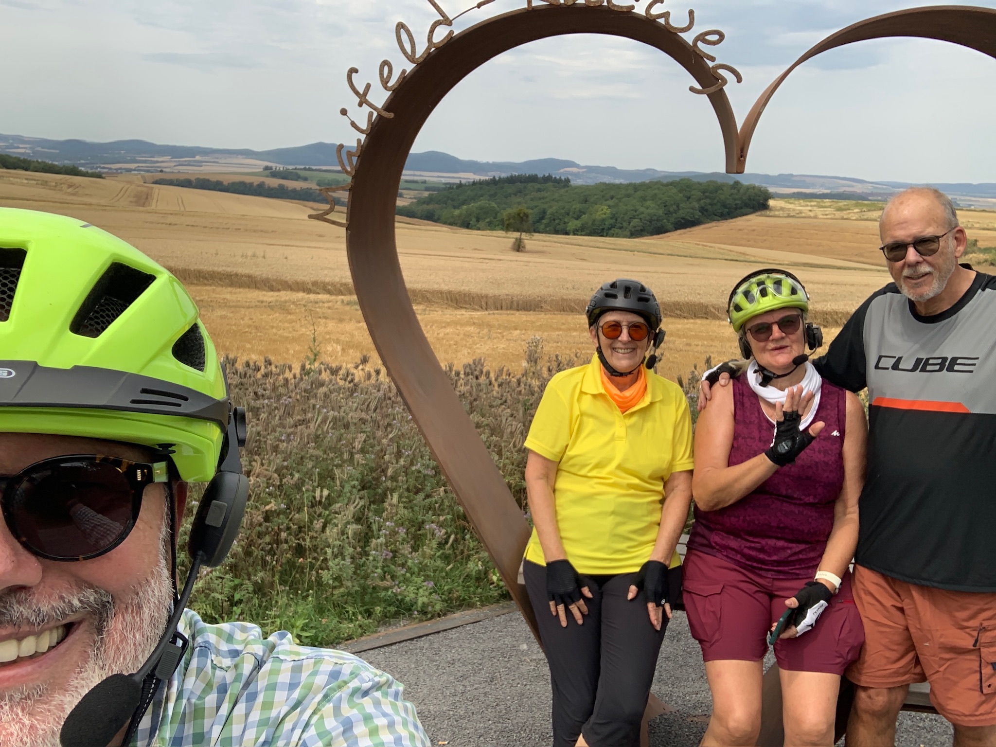 Radeln auf dem Maifeld-Radweg