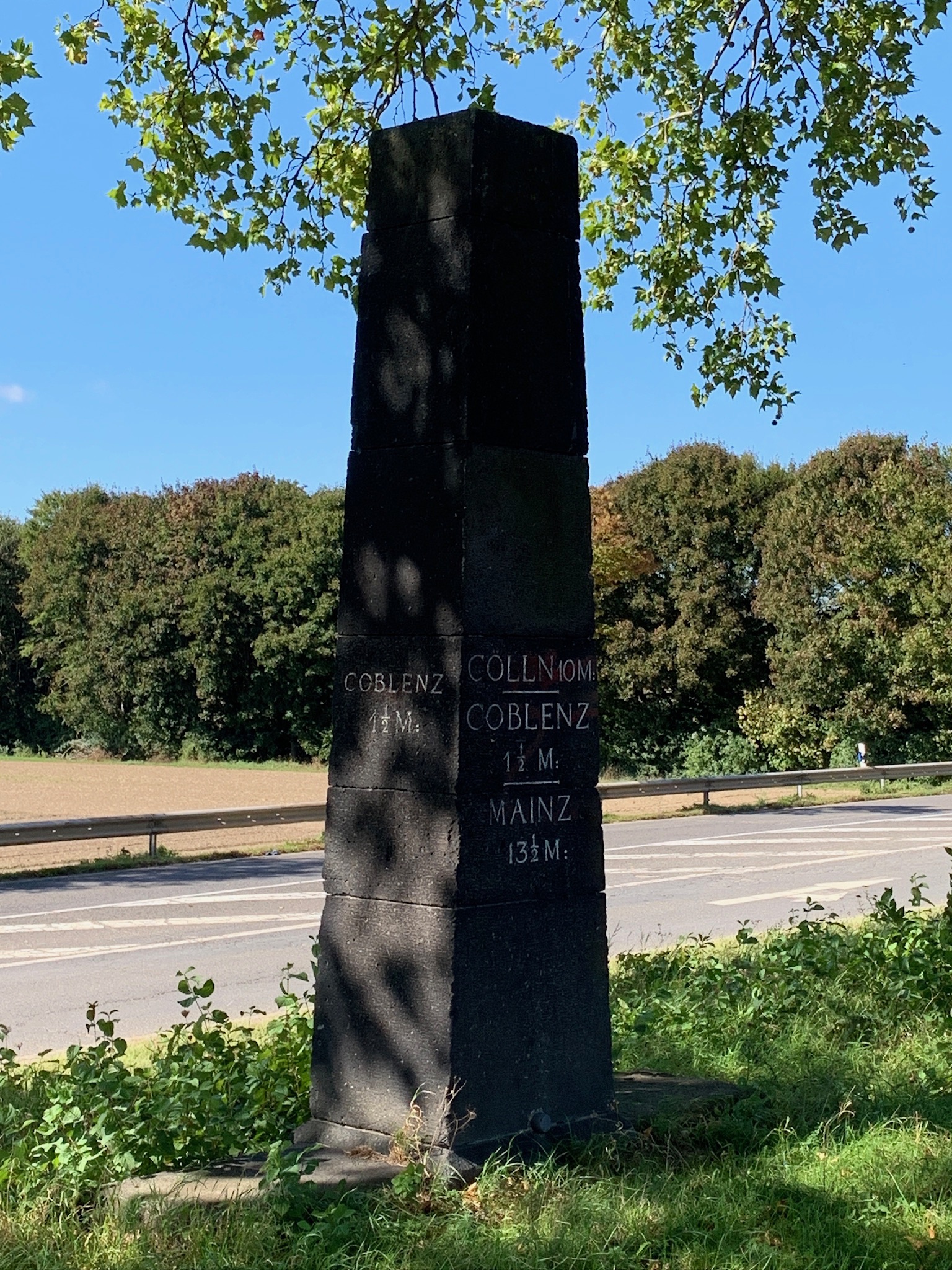 Wieder einmal über das Maifeld an die Mosel